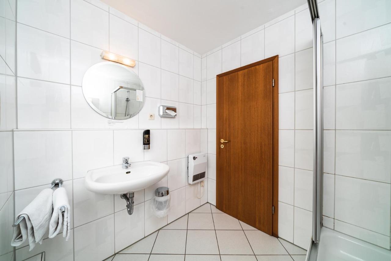 G & L Hotel دورتموند المظهر الخارجي الصورة