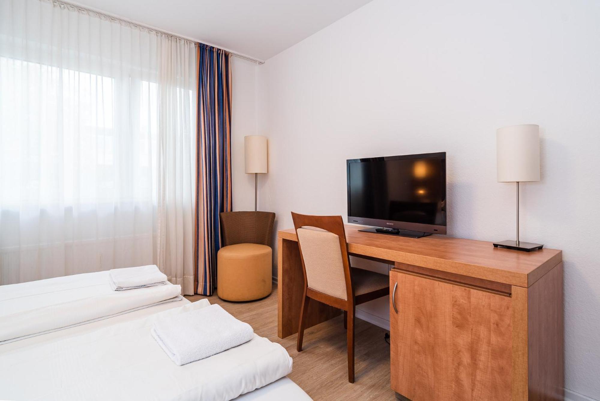 G & L Hotel دورتموند المظهر الخارجي الصورة